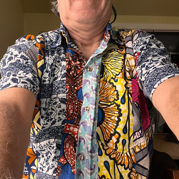 Togo West Africa designer fundraiser. Here we have a young entrepreneur, Didier. - Picture 5 of 9